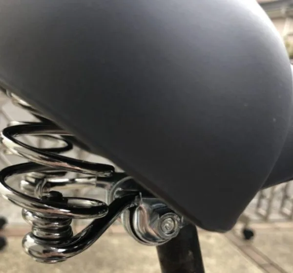 ブリヂストン サドル交換