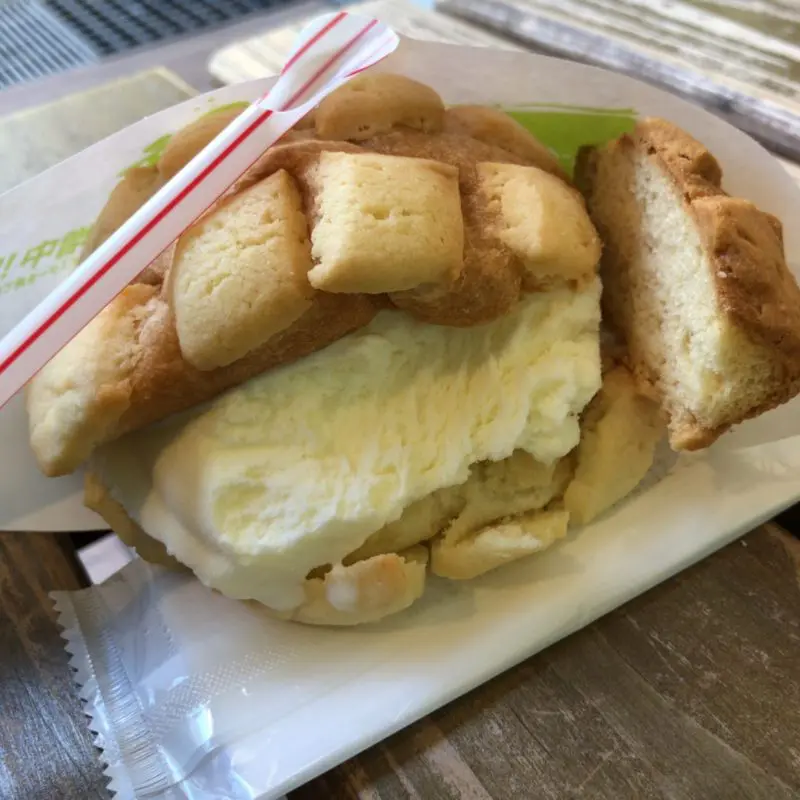 世界で2番めに美味しいメロンパンアイス