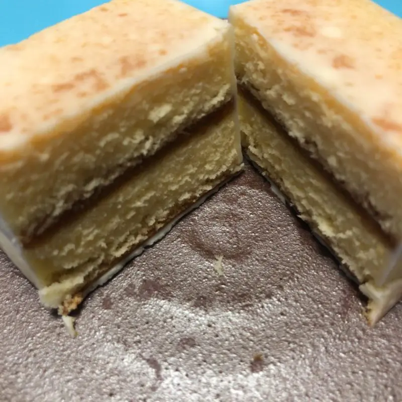 デラックスケーキ