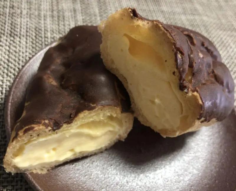 コージーコーナーエクレア