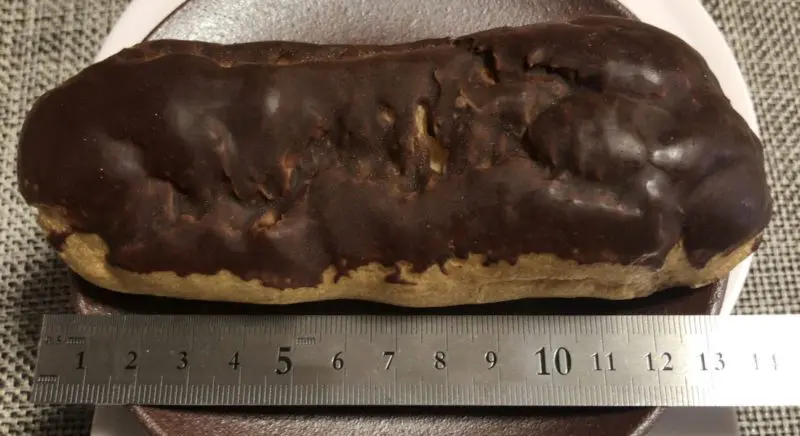 コージーコーナーエクレアサイズ