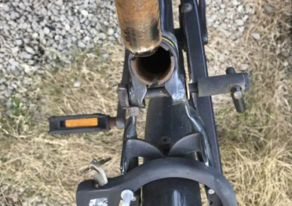 自転車サドル交換